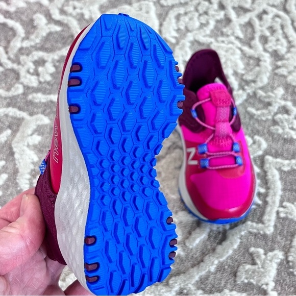 NEW w/Box New Balance Infant Fresh Foam Trail ROAV V1 Bungee - Picture 12 of 15